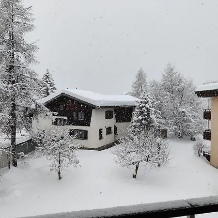Apartment 2,5 Zi Dischma 20 Tinzenblick